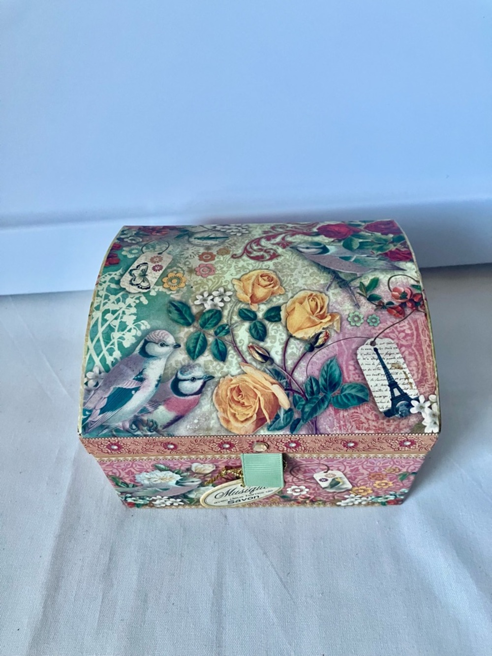 New Punch Studio Floral Birds Trunk Music Box W Lavender Bars Soap ‘Ode To Joy’
